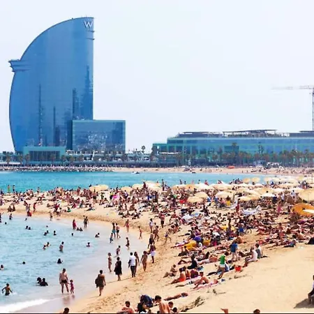 8 Min Walk To The & 10 Min Walk To Convention Centre ! Βαρκελώνη